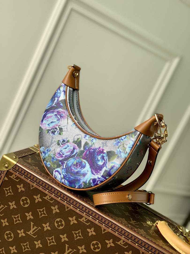 Louis Vuitton M21183 Loop Blue