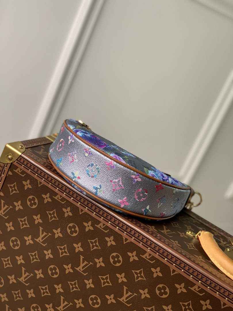 Louis Vuitton M21183 Loop Blue