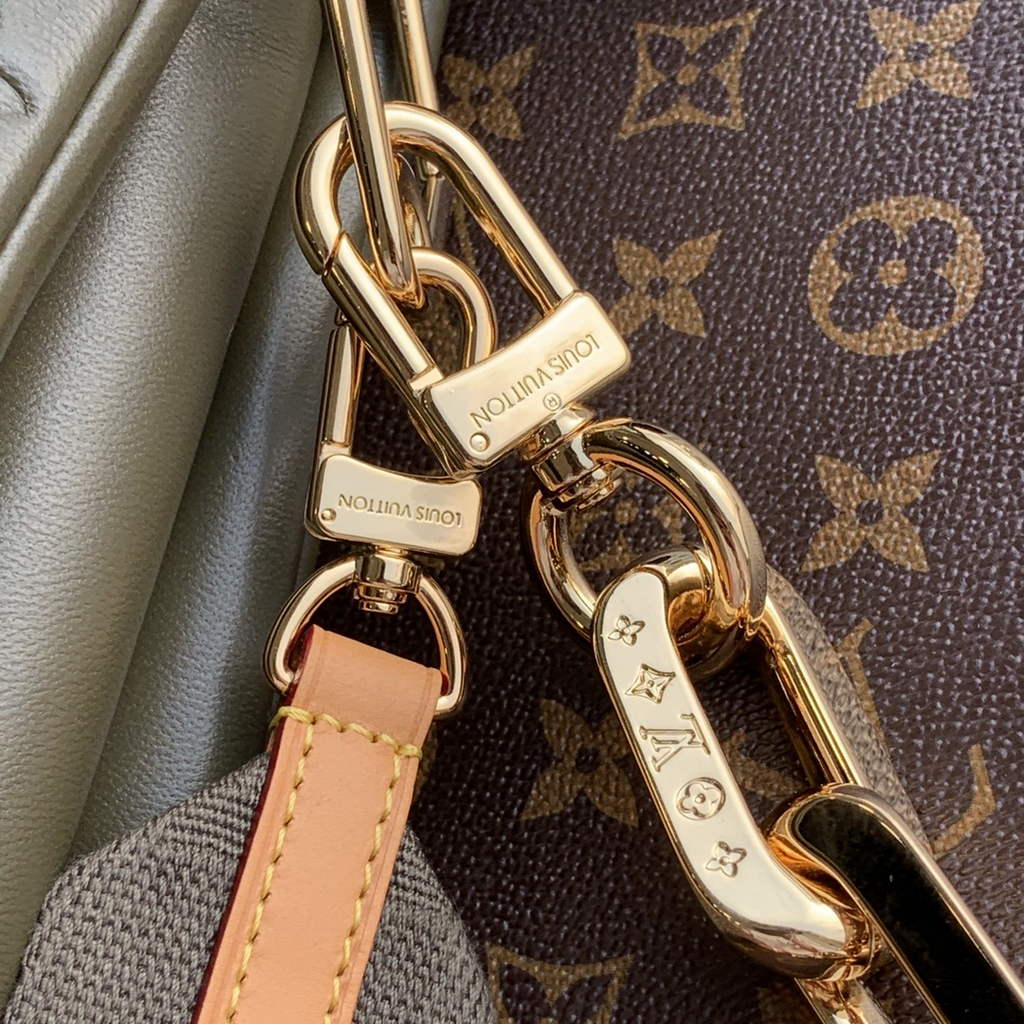 Louis Vuitton M21281 Coussin MM Shoulder Handbags Lambskin Khaki - Default Title - View 5