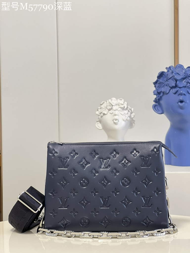 Louis Vuitton M21282 Coussin PM Handbag Lambskin Navy Blue - Default Title - View 1