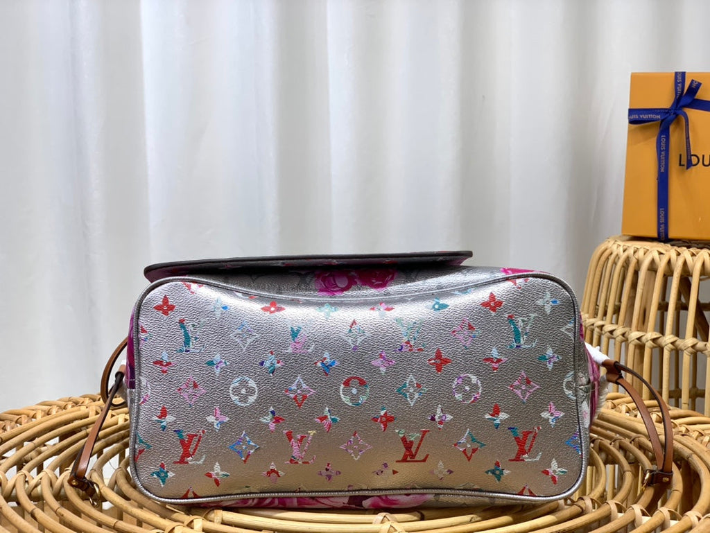 Louis Vuitton M21352 Neverfull MM Tote Bag Silver