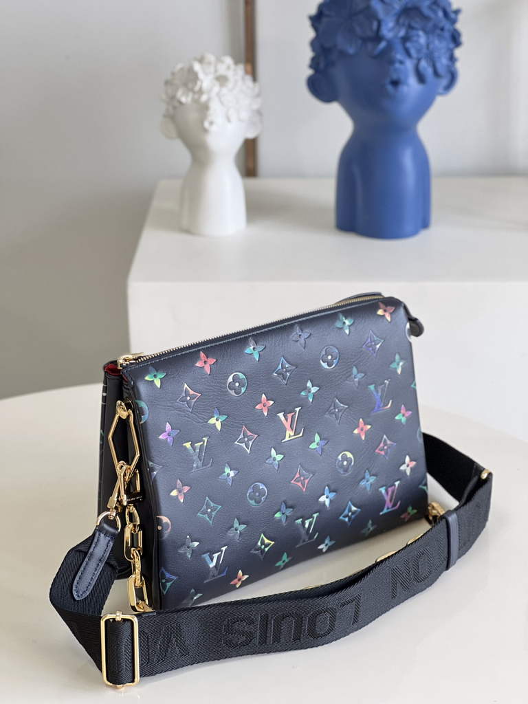 Louis Vuitton M21353 Coussin PM Handbag Lambskin Leather Navy Blue - Default Title - View 6