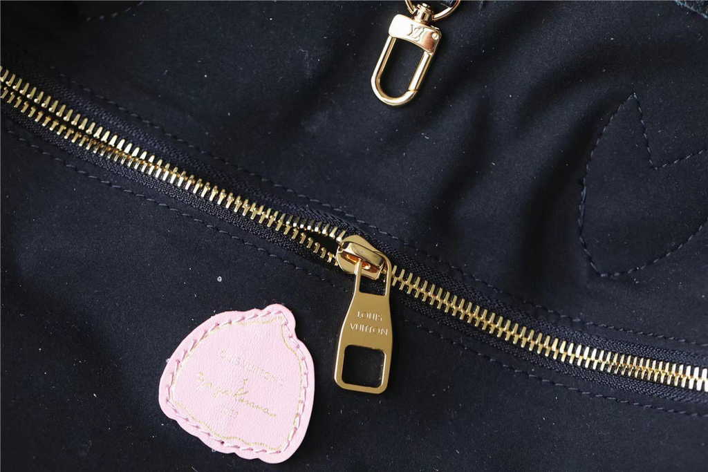 Louis Vuitton M21733 LV x YK Neverfull MM Monogram black Leather