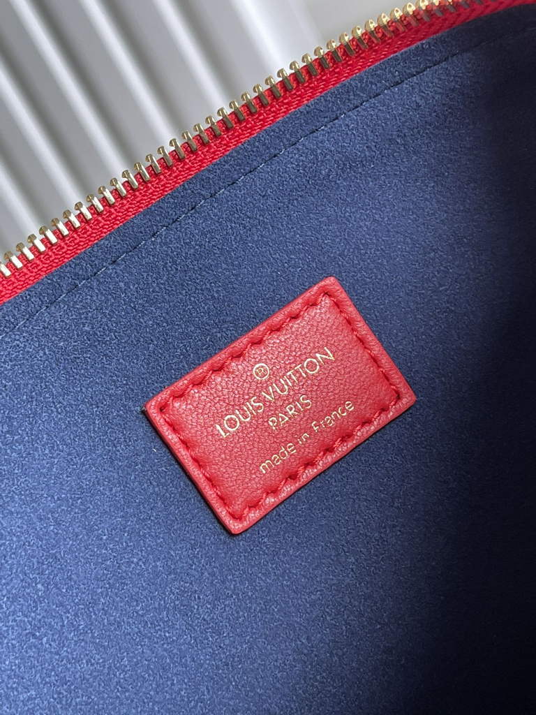 Louis Vuitton M21773 Coussin PM Handbag Lambskin Red - Default Title - View 9