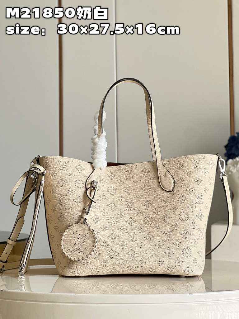 Louis Vuitton M21850 Blossom MM Bag Mahina Leather In Crème Beige - Default Title - View 1