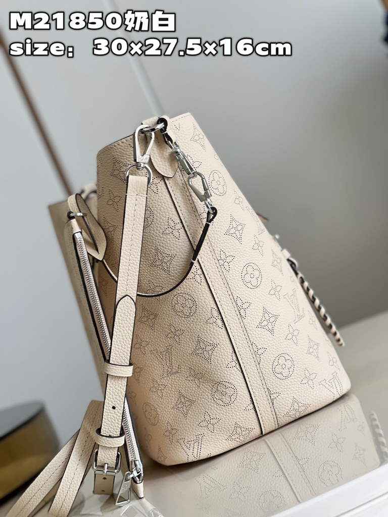 Louis Vuitton M21850 Blossom MM Bag Mahina Leather In Crème Beige - Default Title - View 4