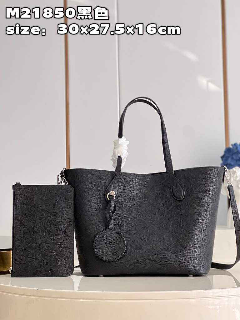 Louis Vuitton M21851 Blossom MM Bag Mahina Leather In Black - Default Title - View 1