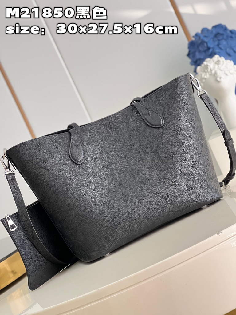 Louis Vuitton M21851 Blossom MM Bag Mahina Leather In Black - Default Title - View 9