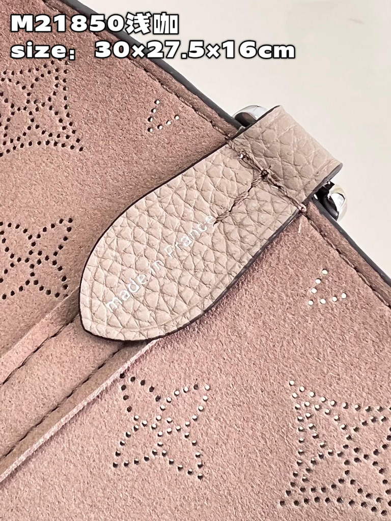 Louis Vuitton M21852 Blossom MM Bag Mahina Leather In Galet Beige - Default Title - View 9