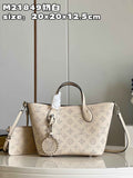 Louis Vuitton M21909 Blossom PM Bag Mahina Leather In Crème Beige - Default Title - View 1