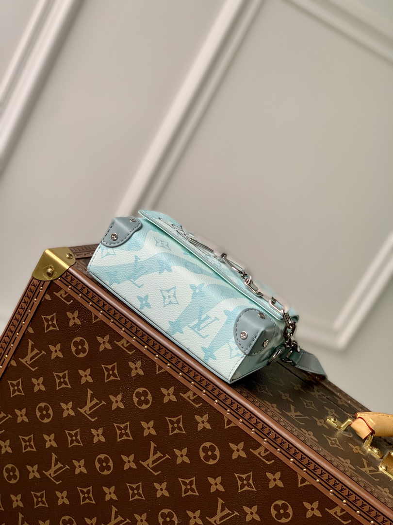 Louis Vuitton M22637 Steamer Wearable Wallet Crystal Blue