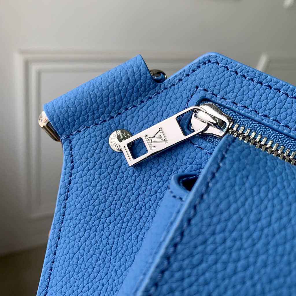 Louis Vuitton M22665 Takeoff Slingbag LV Aerogram Men Blue