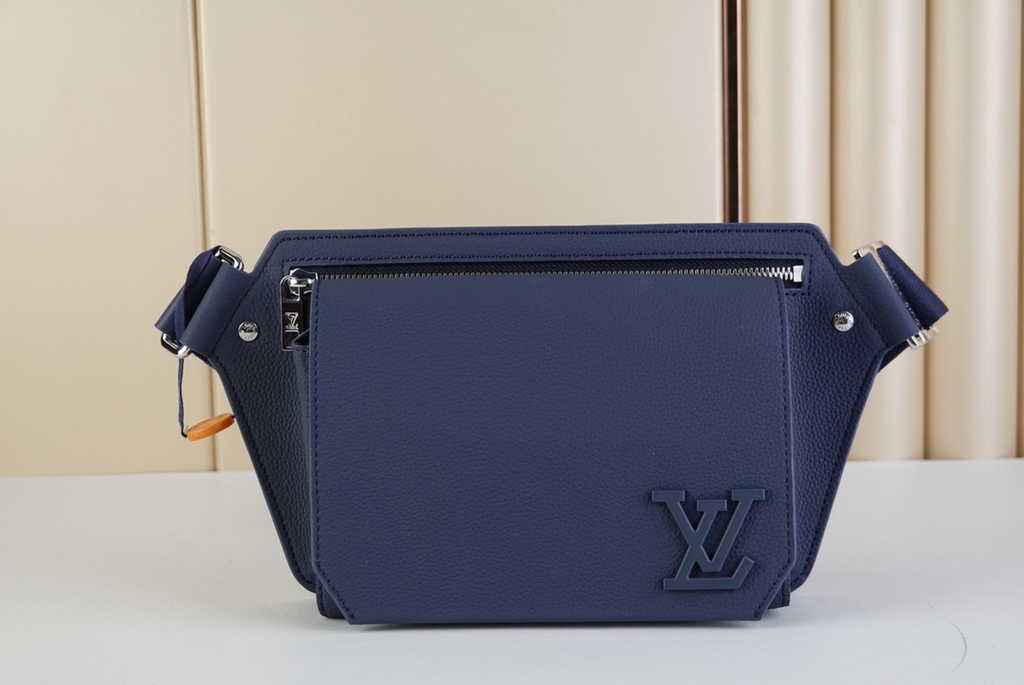 Louis Vuitton M22665 Takeoff Slingbag LV Aerogram Men Navy Blue