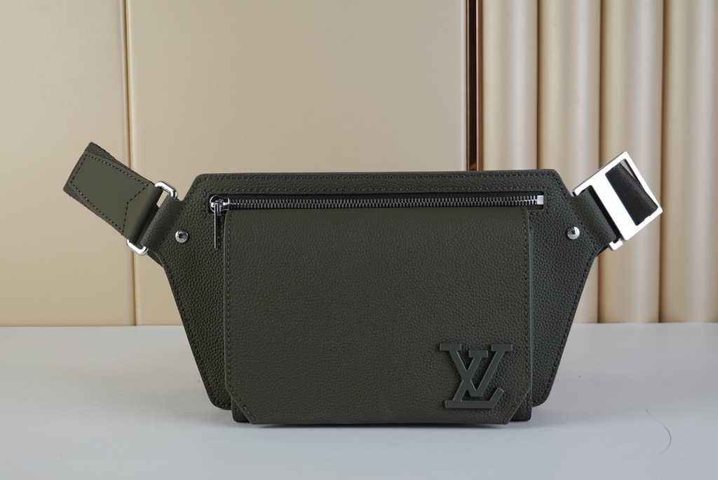 Louis Vuitton M22665 Takeoff Slingbag LV Aerogram Men dark green