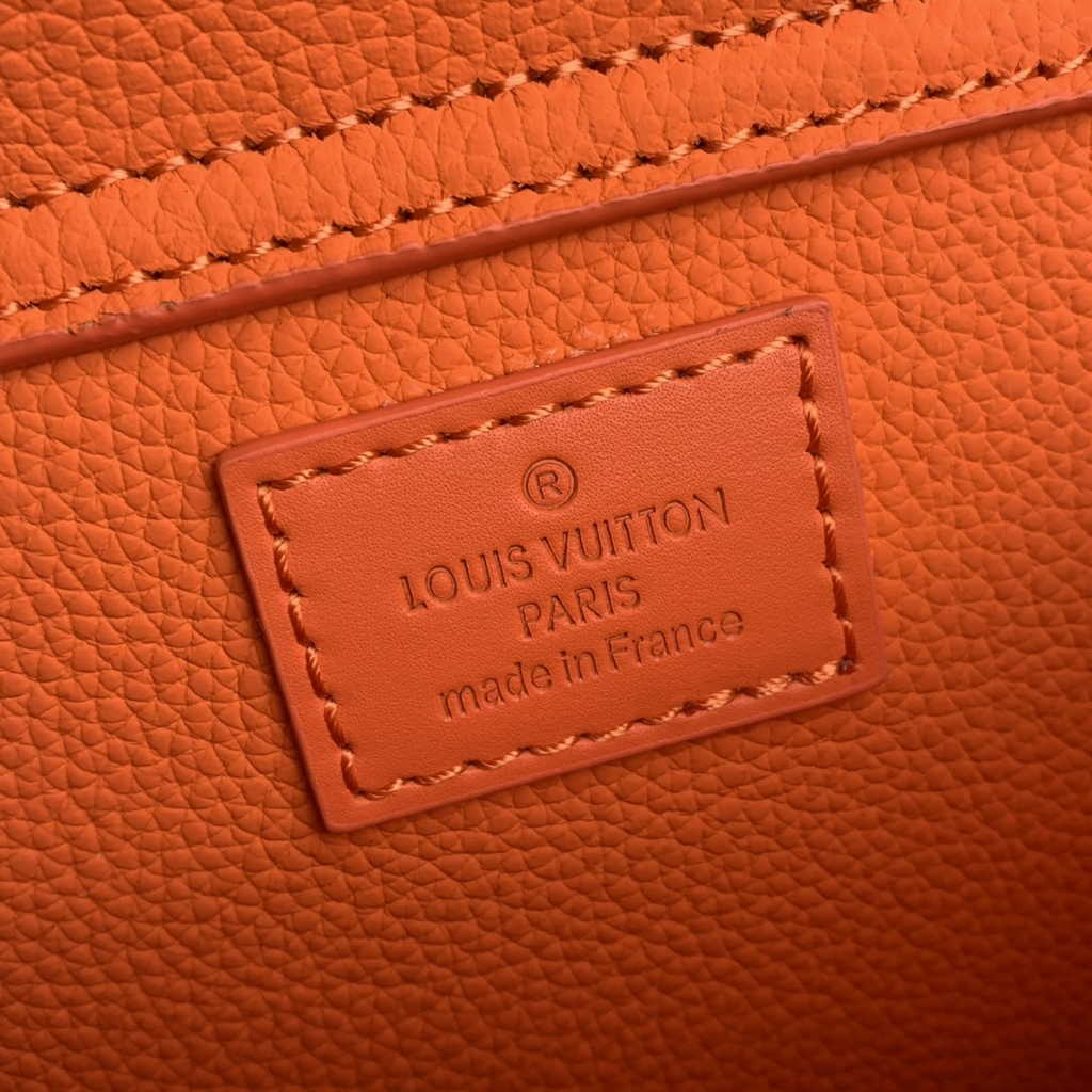 Louis Vuitton M22665 Takeoff Slingbag LV Aerogram Men Orange