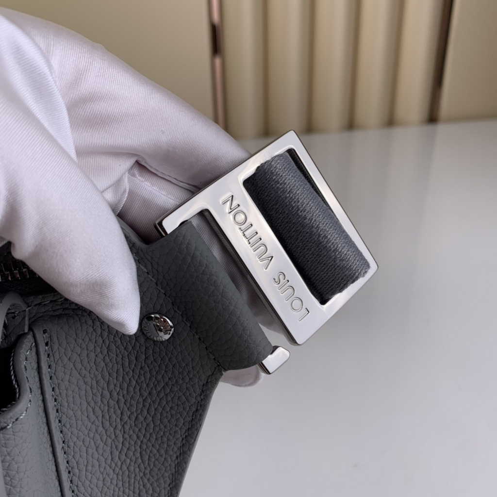 Louis Vuitton M22665 Takeoff Slingbag LV Aerogram Men Gray