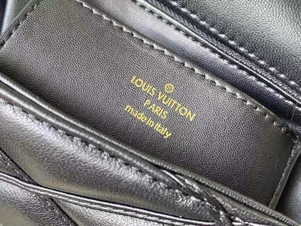 Louis Vuitton M22891 GO-14 MM Malletage Shoulder Bag Black Lambskin