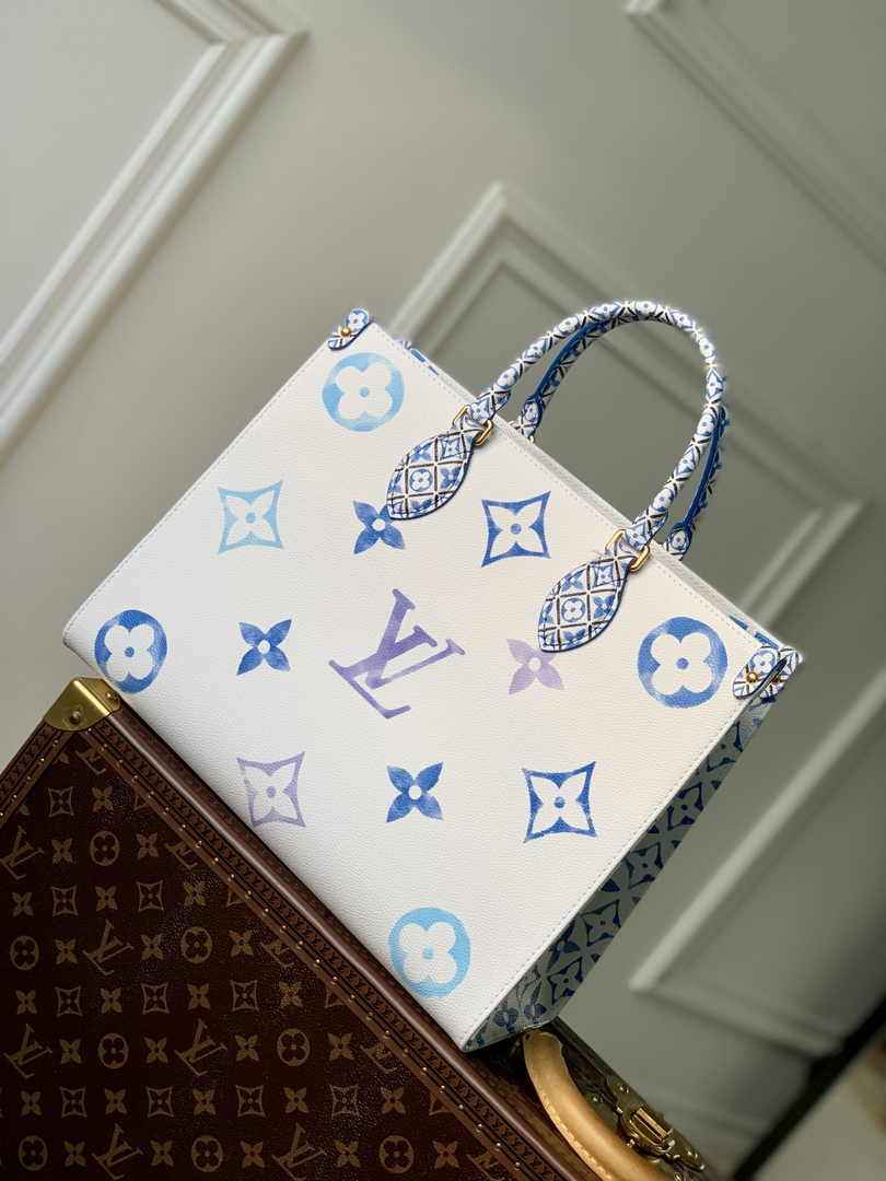 Louis Vuitton M22975 OnTheGo MM Monogram Canvas Blue - Default Title - View 1