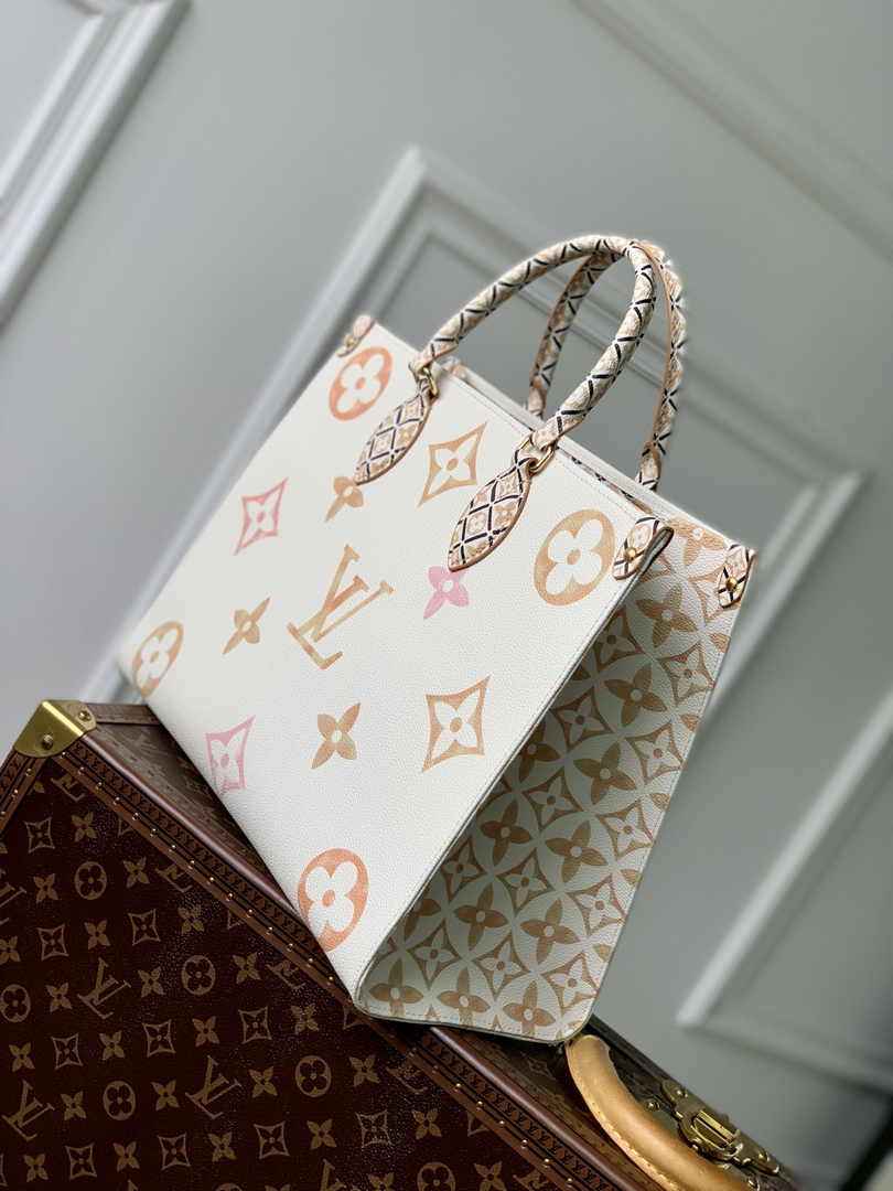 Louis Vuitton M22975 OnTheGo MM Monogram Canvas Beige - Default Title - View 3