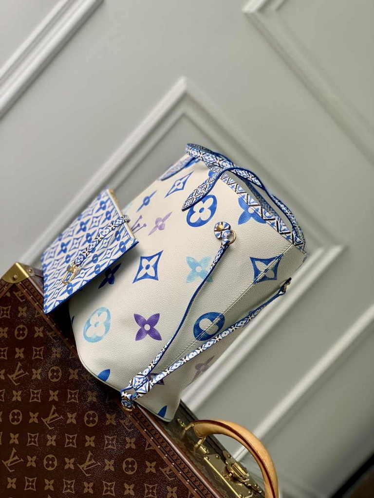 Louis Vuitton M22979 Neverfull MM Tote Bag Blue