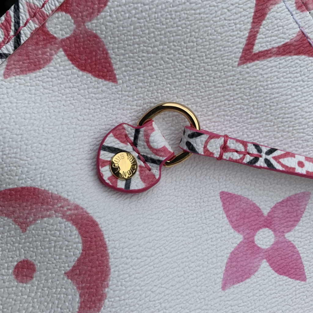 Louis Vuitton M22980 Neverfull MM Tote Bag Pink