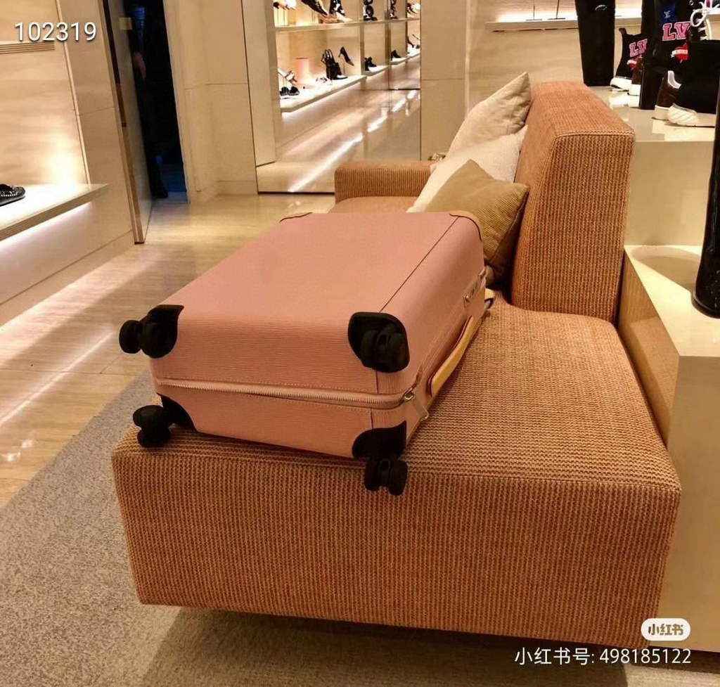 Louis Vuitton M23004 HORIZON 55 Epi Leather