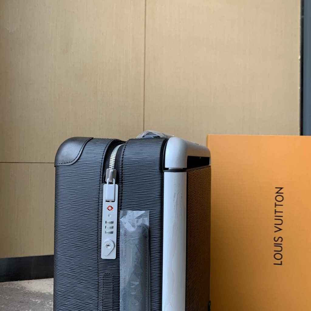 Louis Vuitton M23233 HORIZON 55 Epi Leather