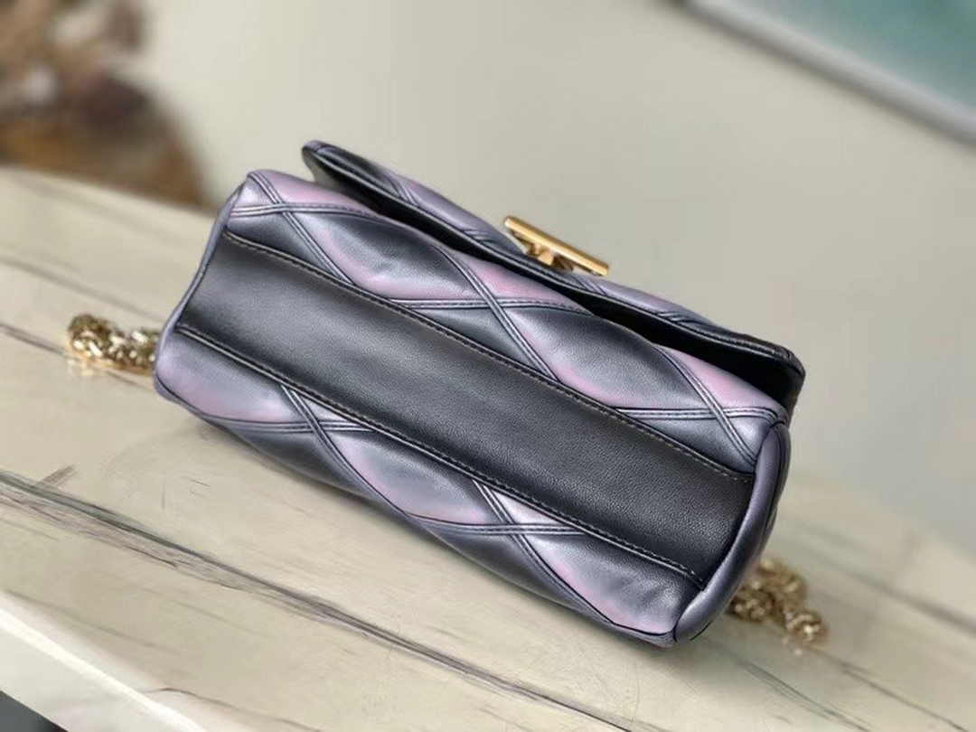 Louis Vuitton M23569 GO-14 MM Malletage Shoulder Bag Black Lambskin