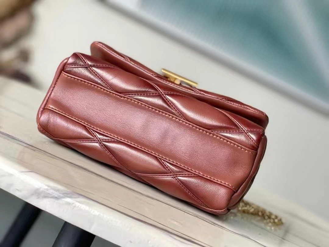 Louis Vuitton M23601 GO-14 MM Malletage Shoulder Bag Tan Lambskin