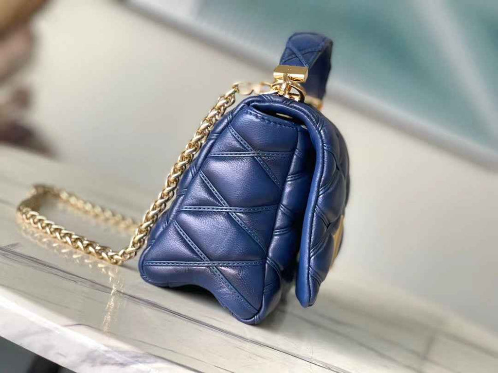 Louis Vuitton M23682 GO-14 MM Malletage Shoulder Bag Navy Blue Lambskin