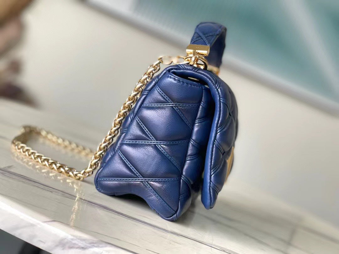 Louis Vuitton M23682 GO-14 MM Malletage Shoulder Bag Navy Blue Lambskin