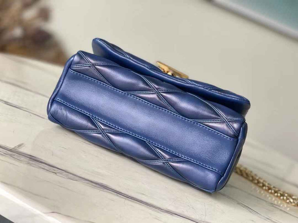 Louis Vuitton M23682 GO-14 MM Malletage Shoulder Bag Navy Blue Lambskin