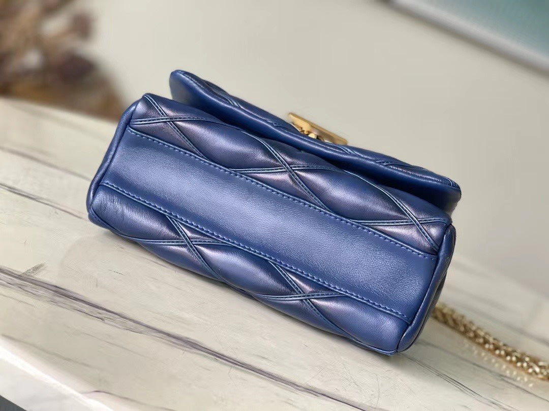 Louis Vuitton M23682 GO-14 MM Malletage Shoulder Bag Navy Blue Lambskin