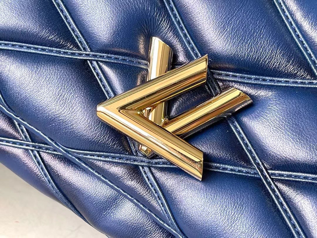 Louis Vuitton M23682 GO-14 MM Malletage Shoulder Bag Navy Blue Lambskin