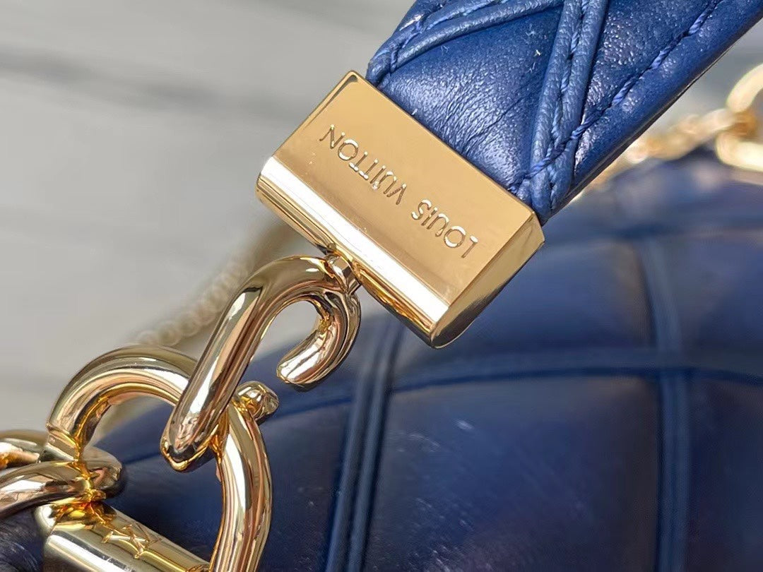 Louis Vuitton M23682 GO-14 MM Malletage Shoulder Bag Navy Blue Lambskin