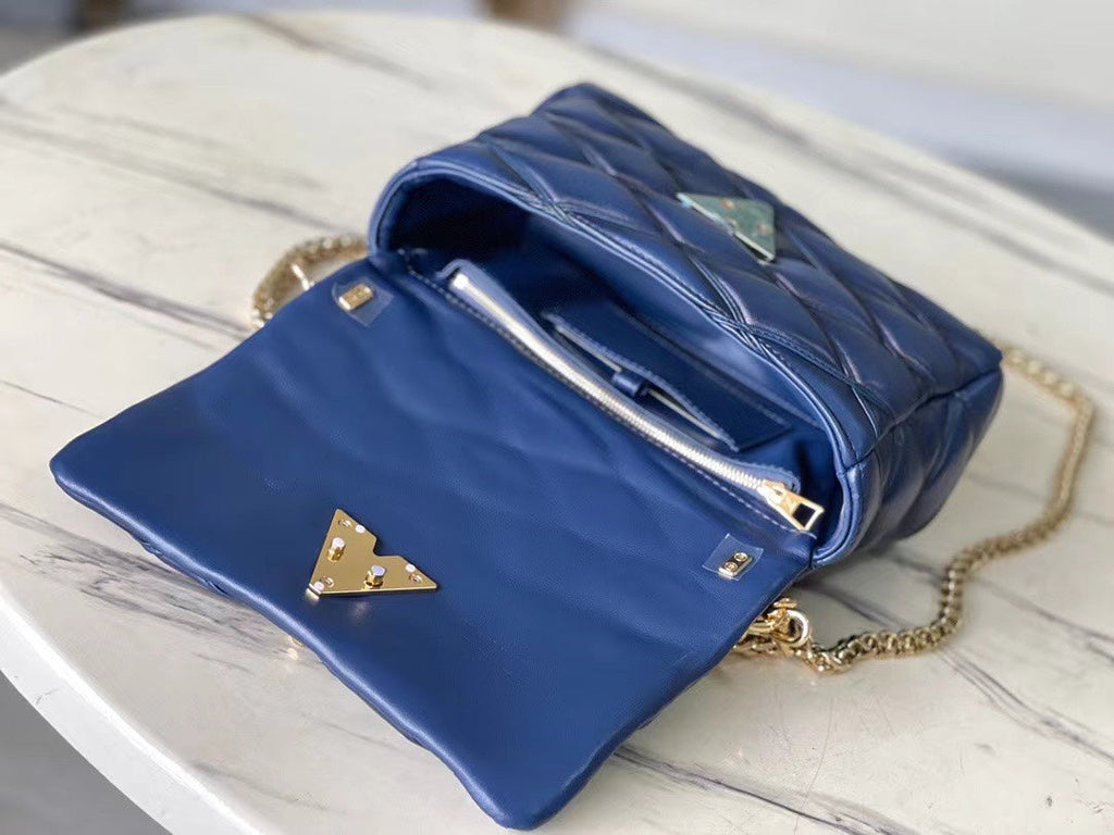 Louis Vuitton M23682 GO-14 MM Malletage Shoulder Bag Navy Blue Lambskin