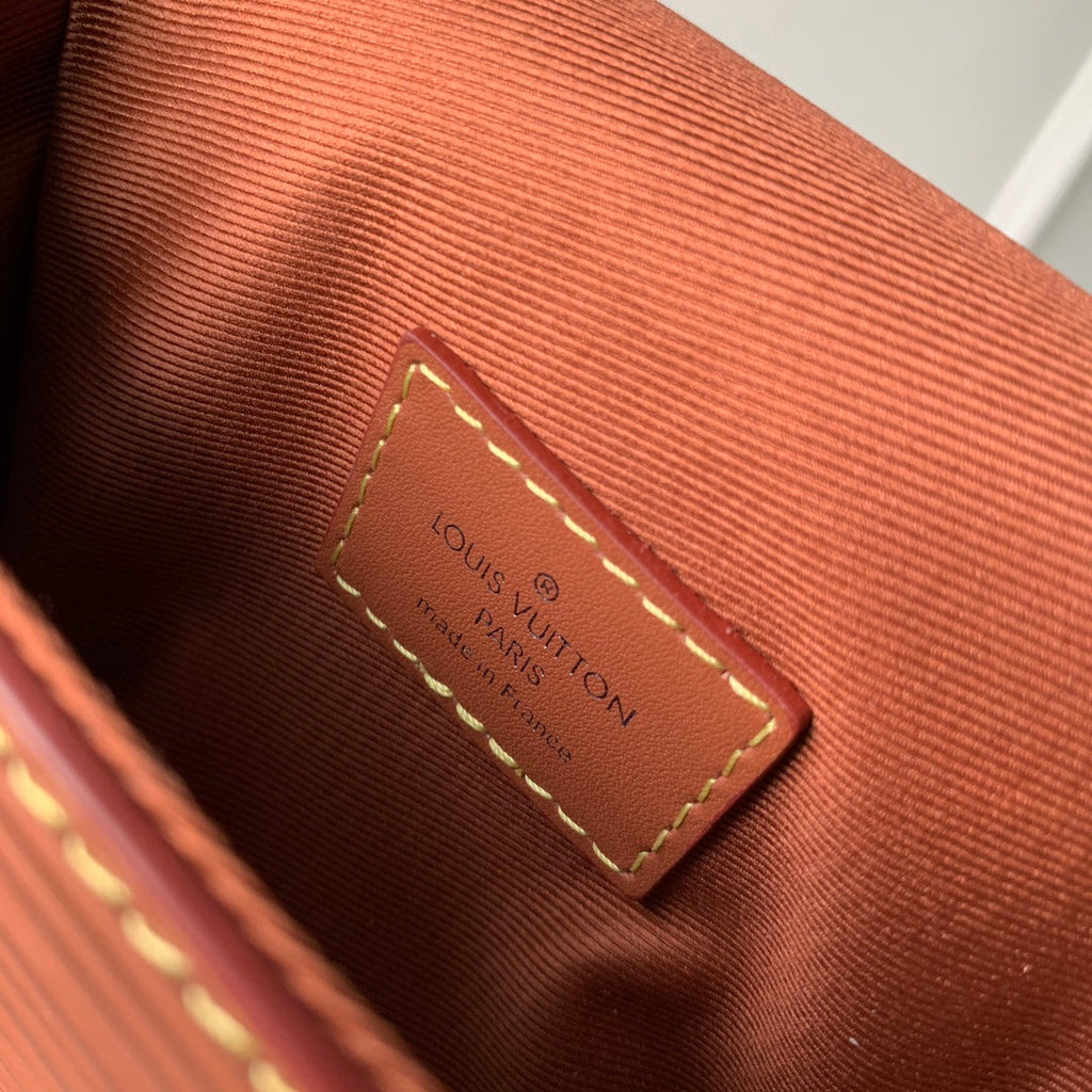 Louis Vuitton M23837 Micro Steamer Bag Epi XL Leather Brown