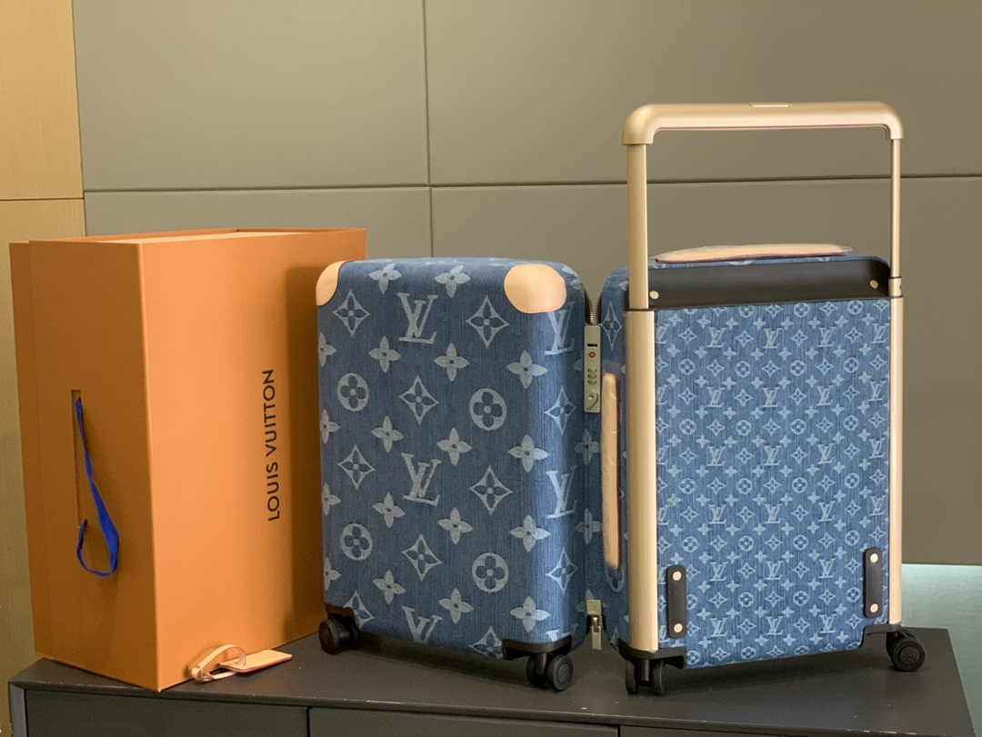 Louis Vuitton M24314 HORIZON 55 Bleu Denim Monogram Canvas