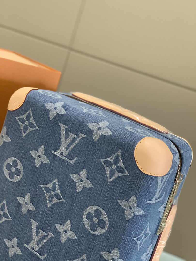 Louis Vuitton M24314 HORIZON 55 Bleu Denim Monogram Canvas