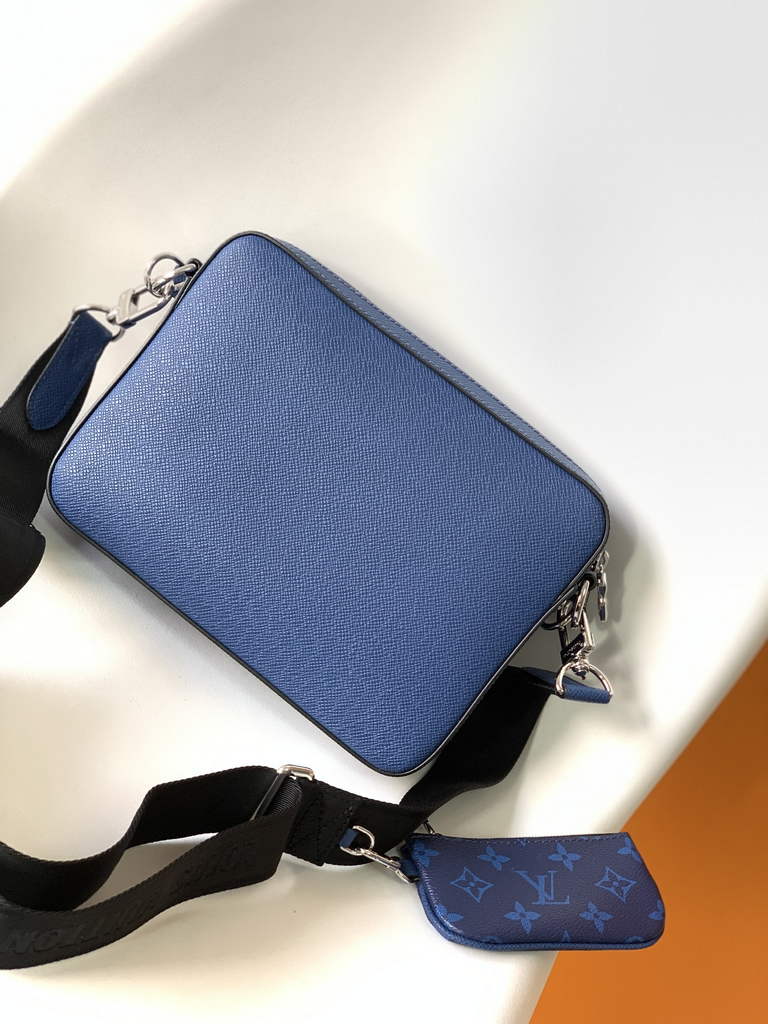 Louis Vuitton M30848 Trio Messenger Monogram Canvas