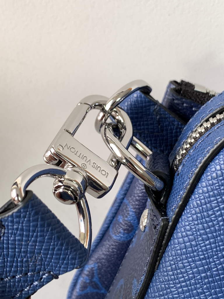 Louis Vuitton M30848 Trio Messenger Monogram Canvas