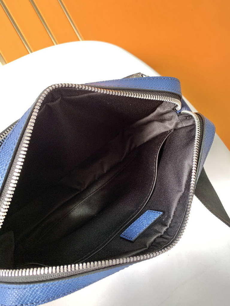 Louis Vuitton M30848 Trio Messenger Monogram Canvas
