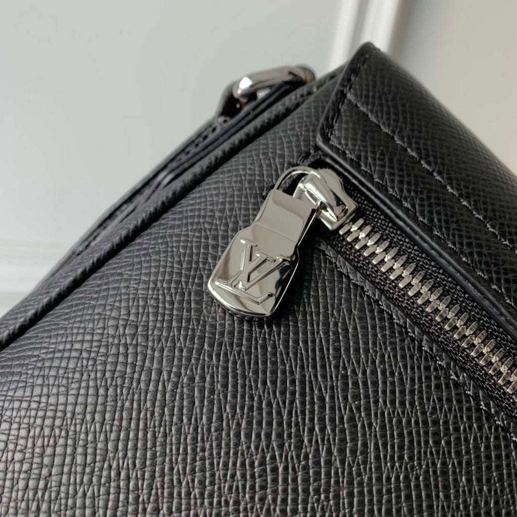 Louis Vuitton M30850 District PM Taiga Leather Bag Black