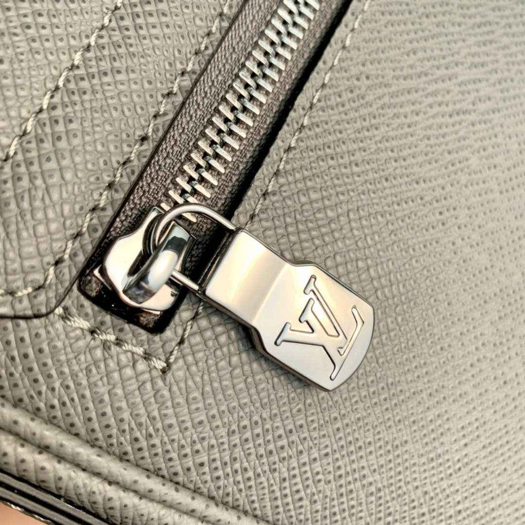 Louis Vuitton M30851 District PM Taiga Leather Bag Gray