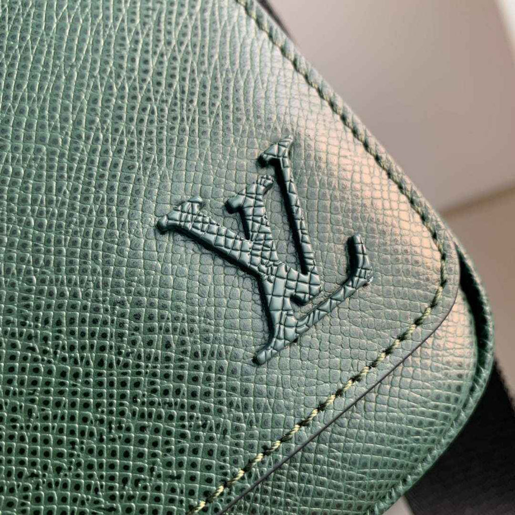 Louis Vuitton M30861 District PM Taiga Leather Bag Green