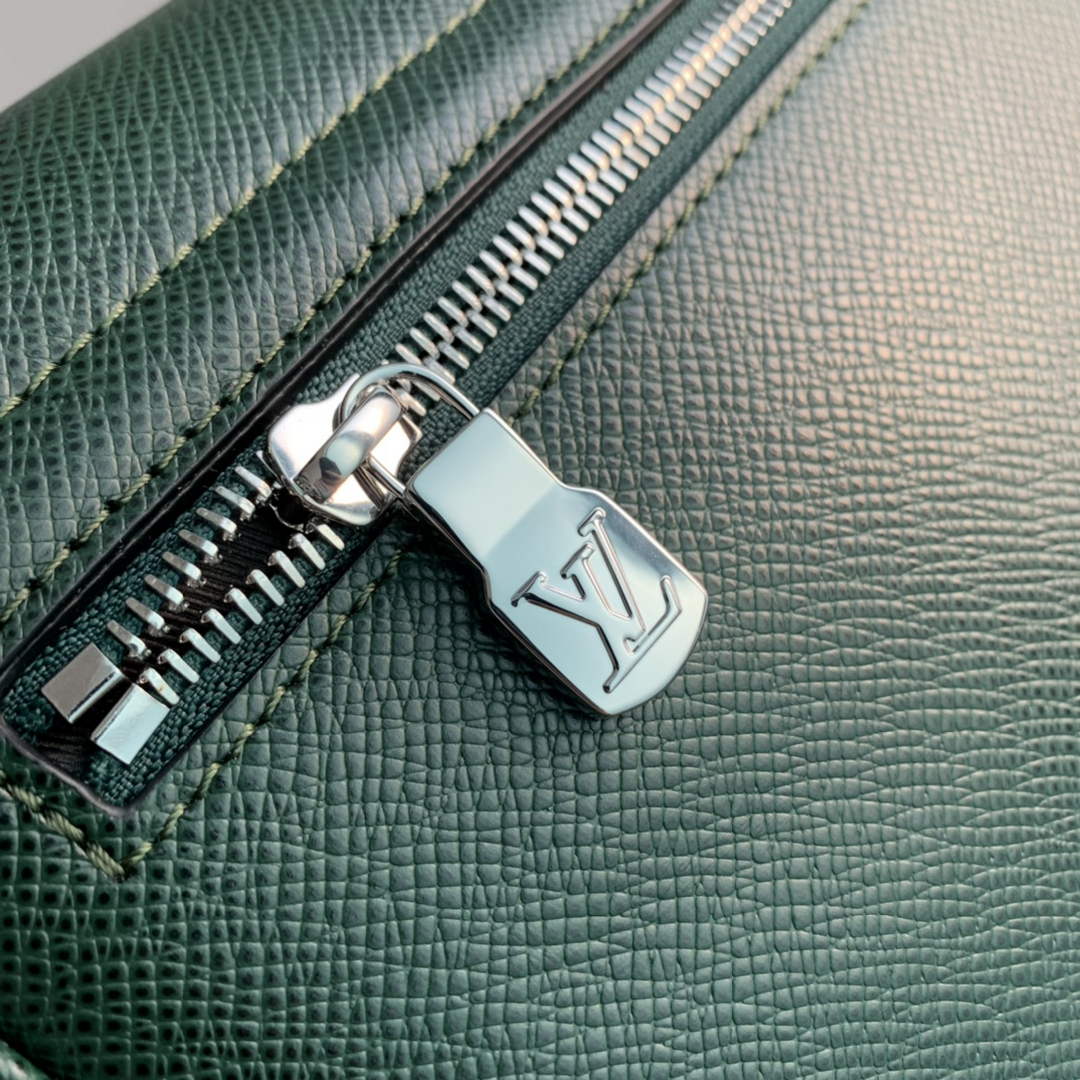 Louis Vuitton M30861 District PM Taiga Leather Bag Green