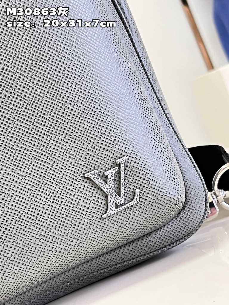 Louis Vuitton M30863 Avenue Slingbag Bag gray Taiga cowhide leather