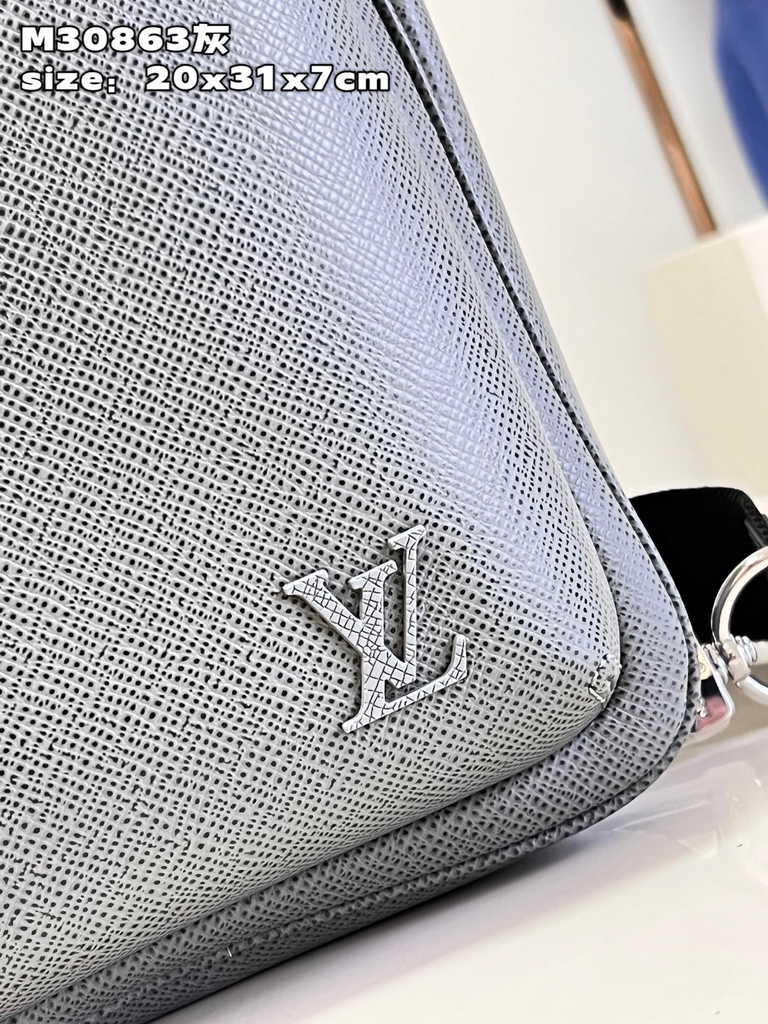 Louis Vuitton M30863 Avenue Slingbag Bag gray Taiga cowhide leather