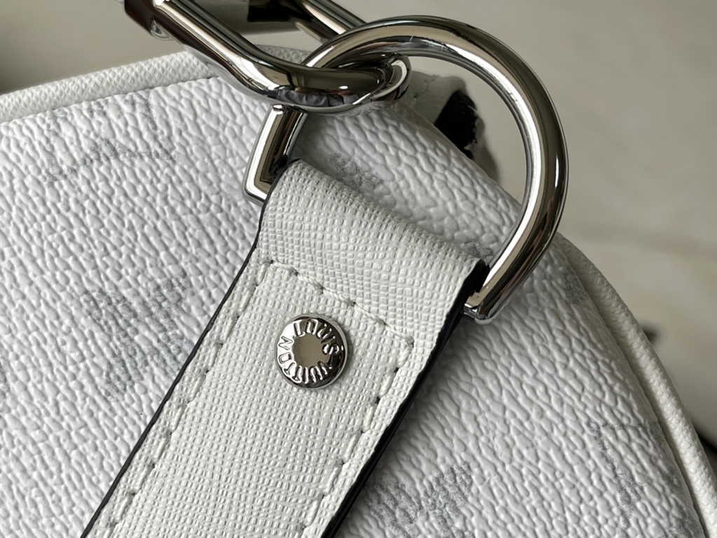 Louis Vuitton M30885 Keepall 50 Bandoulière Taigarama Travel bag