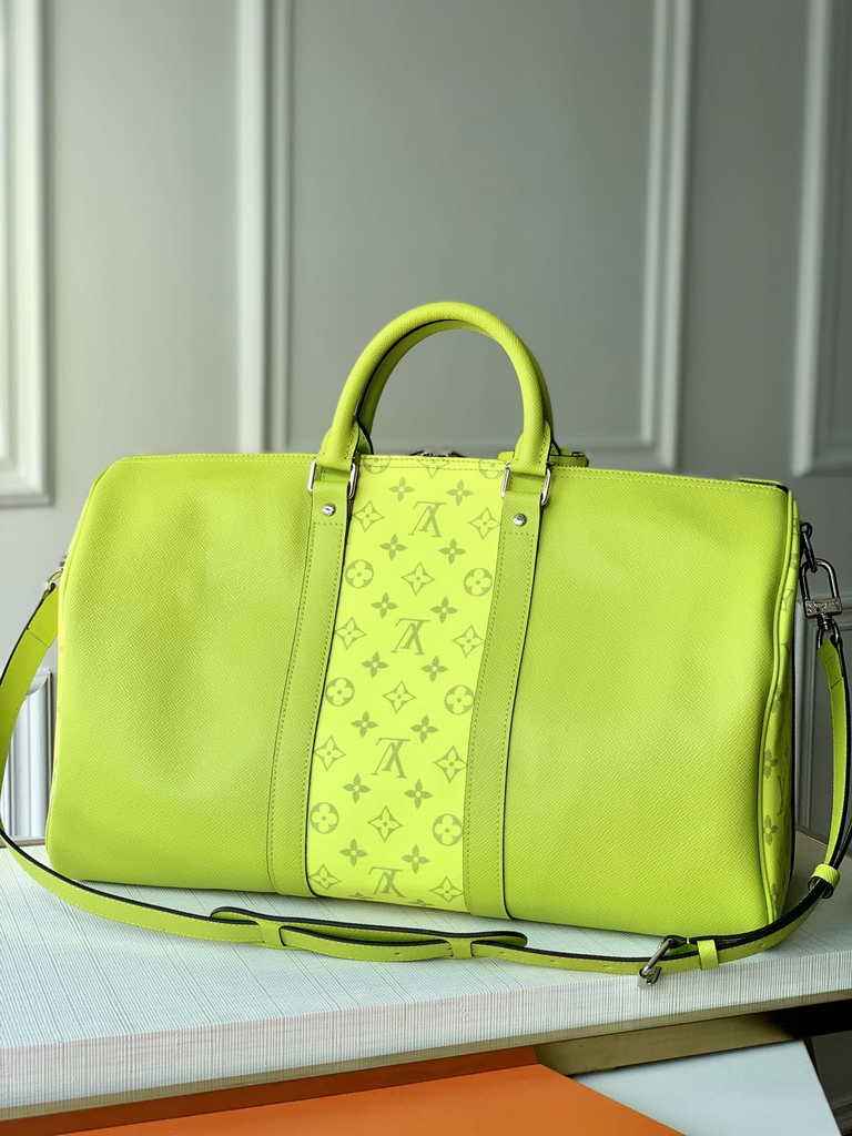 Louis Vuitton M30941 Keepall 50 Bandoulière Taigarama Travel bag